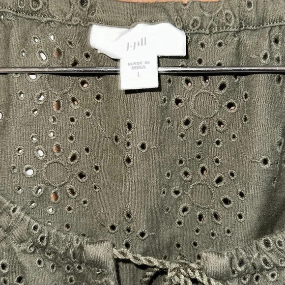 J. Jill Olive Green Eyelet Blouse Size Large - Picture 7 of 8